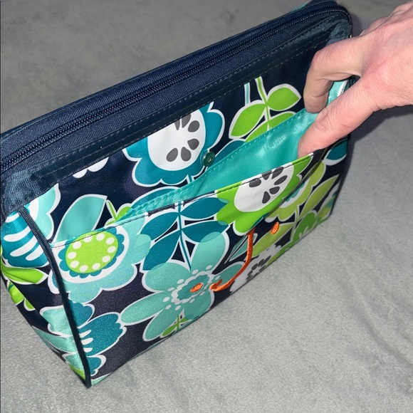 💚 Thirty-One “Best Buds” Letter “J” Large Cosmetics/Toiletries Bag. NWOT - Picture 9 of 15